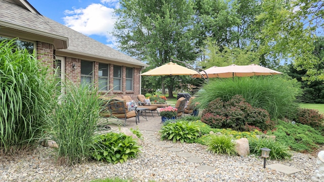 8818 Mathews Rd, Indianapolis, IN 46259 - view of yard featuring a patio