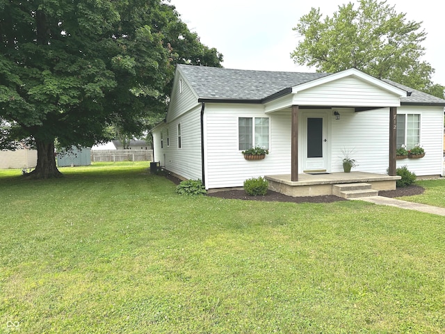 712 W Main St, Thorntown, IN 46071 - view of front of house featuring a shingled roof