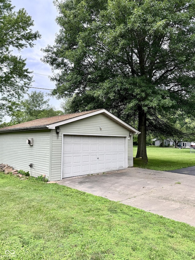 526 Jefferson Vly, Coatesville, IN 46121 - view of detached garage
