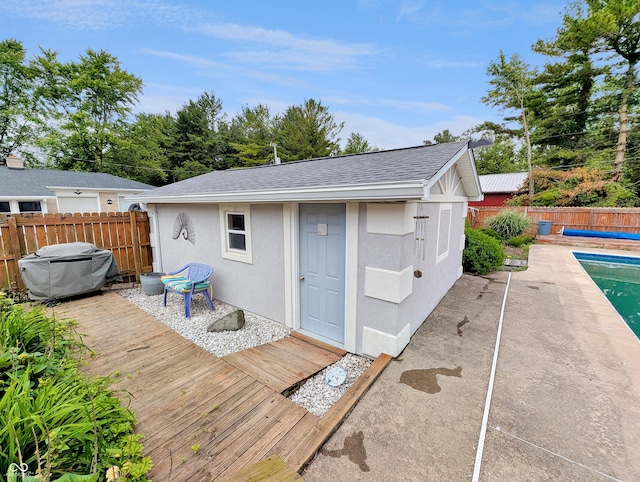 308 W Jefferson St, Kirklin, IN 46050 - view of outdoor structure featuring a fenced backyard