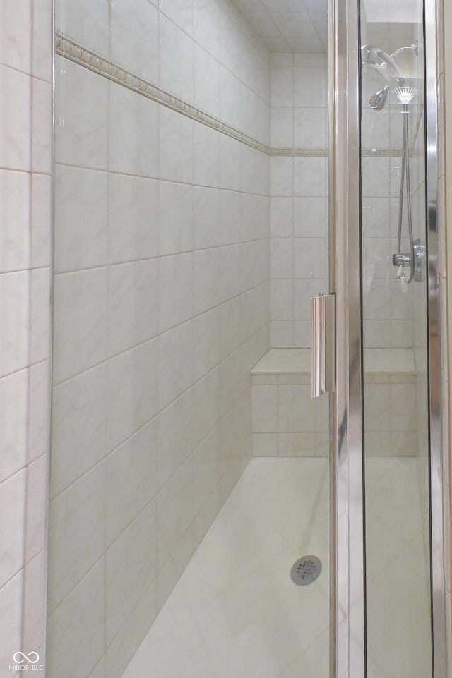 1870 Broadleaf Ct Unit 10, Greenwood, IN 46143 - full bath featuring a shower stall