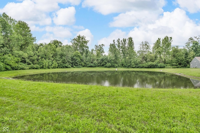 1181 S Aberdeen Dr, Franklin, IN 46131 - water view