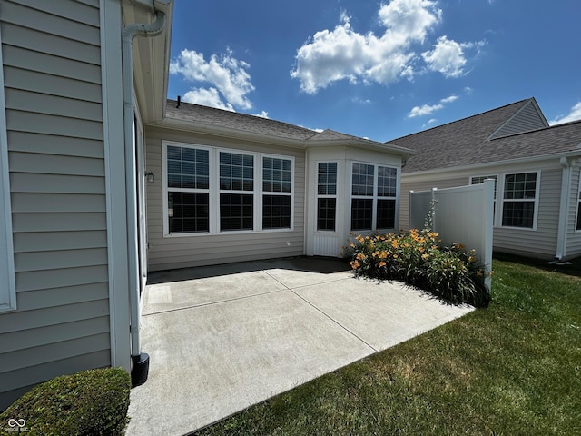 15946 Marsala Dr, Fishers, IN 46037 - view of patio / terrace