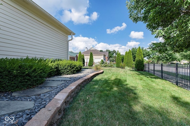 12505 Branford St, Carmel, IN 46032 - view of yard
