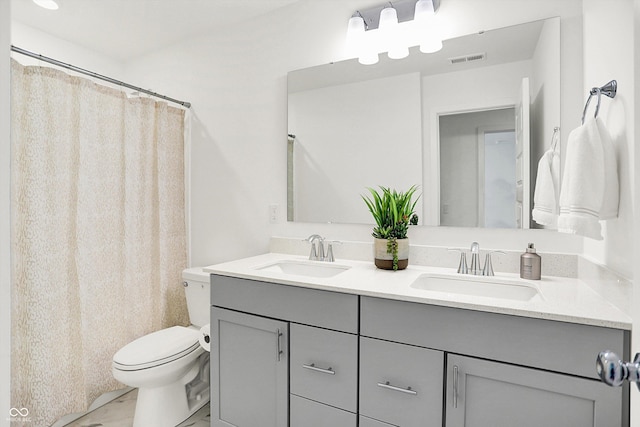 4250 Blackford Rd, Bargersville, IN 46106 - full bathroom with double vanity and a shower with curtain