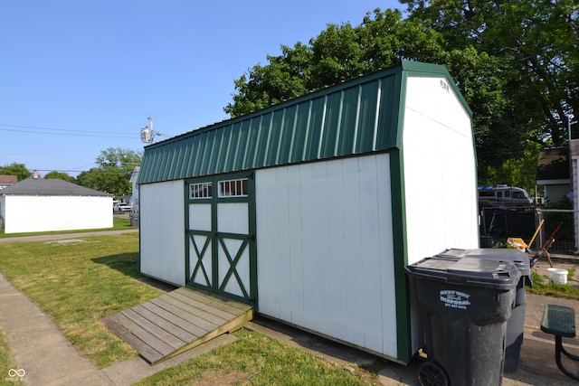 2616 Jackson St, Anderson, IN 46016 - view of shed