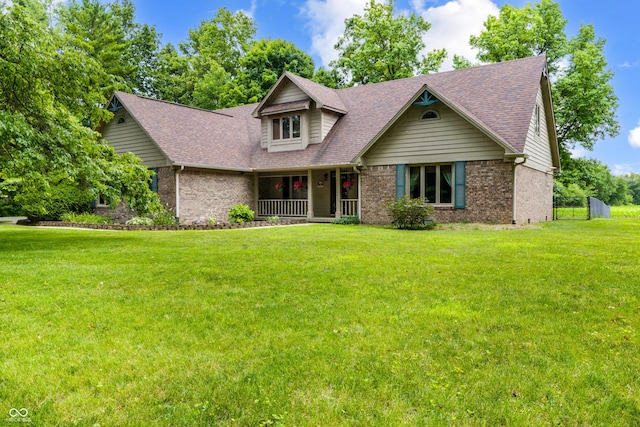 7533 Deerfield Dr, Greenfield, IN 46140 - photo 1
