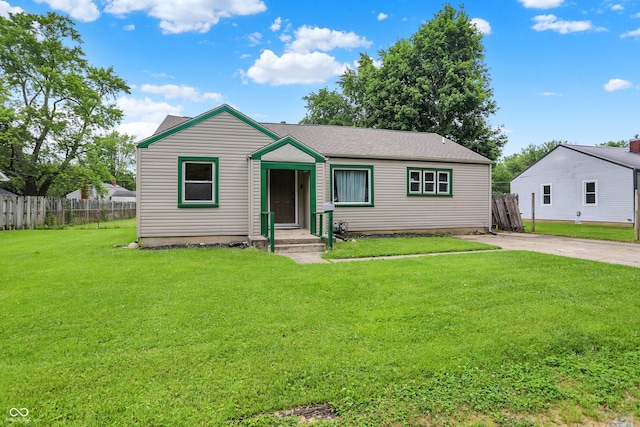 818 Vasbinder Dr, Chesterfield, IN 46017 - view of front of property