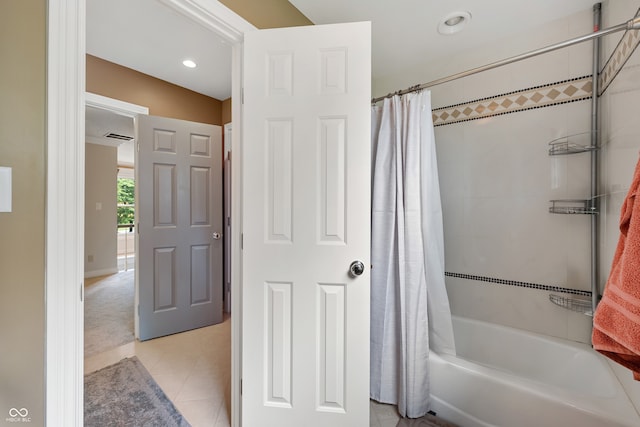 4443 Mallard Pt, Columbus, IN 47201 - full bathroom with shower / bathtub combination with curtain, tile patterned flooring, and recessed lighting