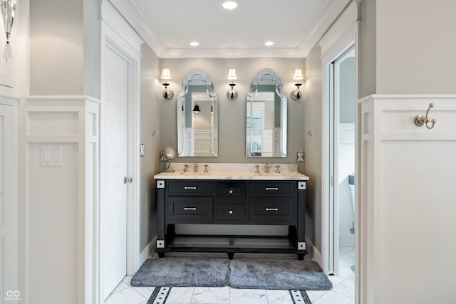 4443 Mallard Pt, Columbus, IN 47201 - bathroom featuring double vanity and recessed lighting