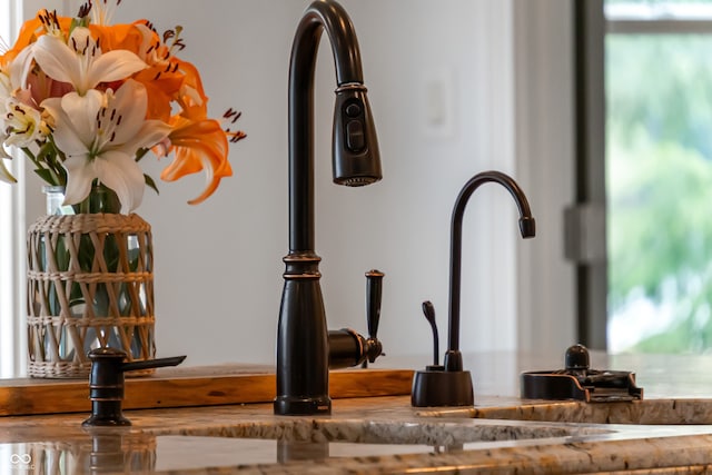 4443 Mallard Pt, Columbus, IN 47201 - detailed view of a sink