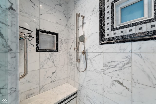4443 Mallard Pt, Columbus, IN 47201 - full bathroom with a tile shower
