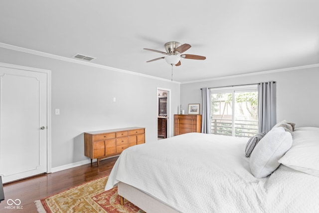 7629 Candlewood Ln, Indianapolis, IN 46250 - bedroom featuring wood finished floors, crown molding, ceiling fan, and ensuite bath