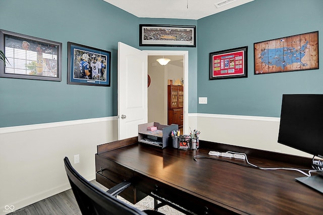 5306 Lavender Dr, Plainfield, IN 46168 - office area with baseboards