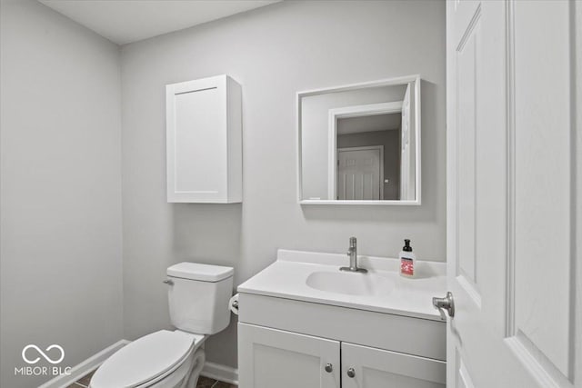 508 W 38th St, Indianapolis, IN 46208 - bathroom featuring vanity and toilet