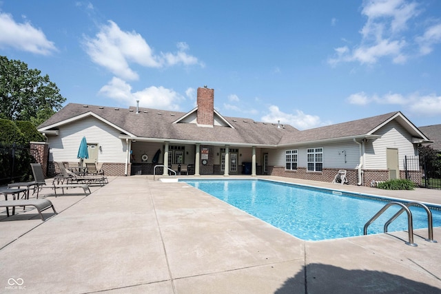 6586 Quail Run, Fishers, IN 46038 - view of pool featuring a patio