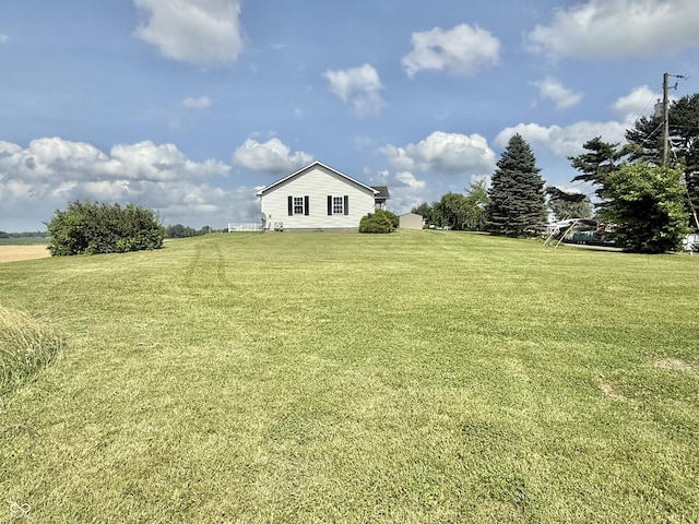 1687 Killion Ave, Seymour, IN 47274 - view of grassy yard