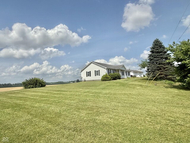 1687 Killion Ave, Seymour, IN 47274 - view of grassy yard
