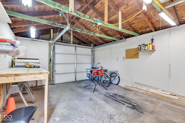 917 W Busby St, Lebanon, IN 46052 - view of garage