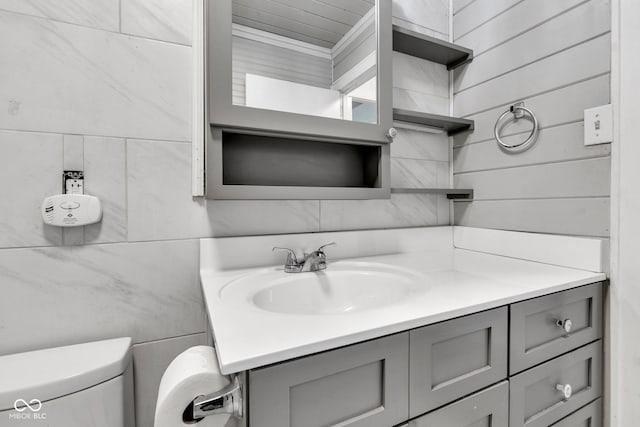 917 W Busby St, Lebanon, IN 46052 - half bathroom featuring vanity and toilet