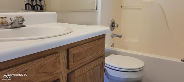 403 Bagley Ln, Indianapolis, IN 46231 - bathroom featuring vanity and shower / bathtub combination with curtain