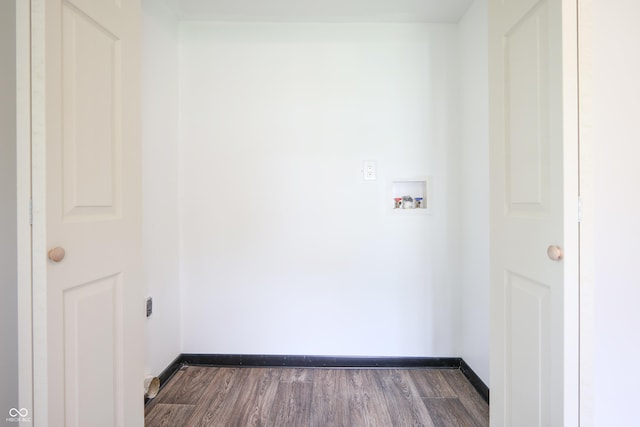 523 Patterson Rd, Columbus, IN 47203 - laundry room featuring washer hookup and wood finished floors