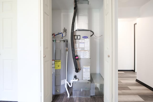523 Patterson Rd, Columbus, IN 47203 - utilities with water heater