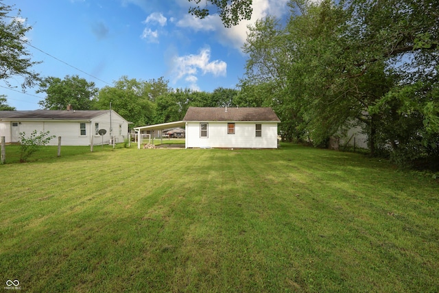 523 Patterson Rd, Columbus, IN 47203 - view of green lawn