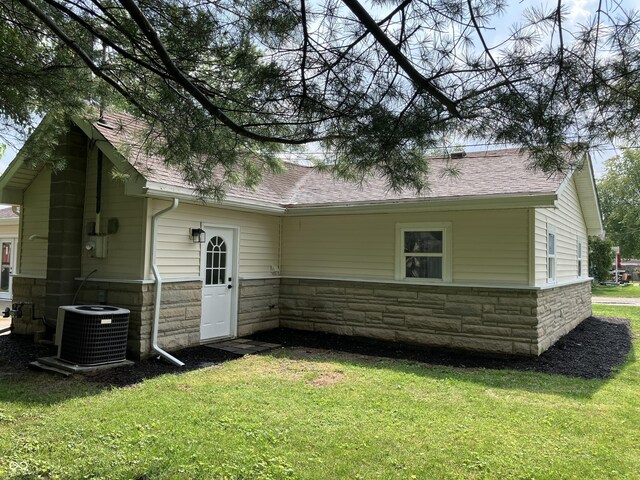 321 S 23rd St, Elwood, IN 46036 - photo 4