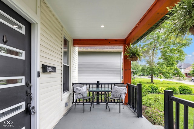 3035 Guilford Ave, Indianapolis, IN 46205 - view of covered porch