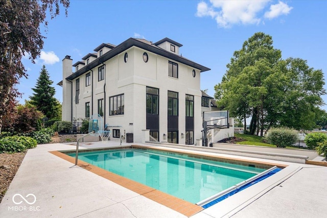 12208 Island Dr, Indianapolis, IN 46256 - view of outdoor pool