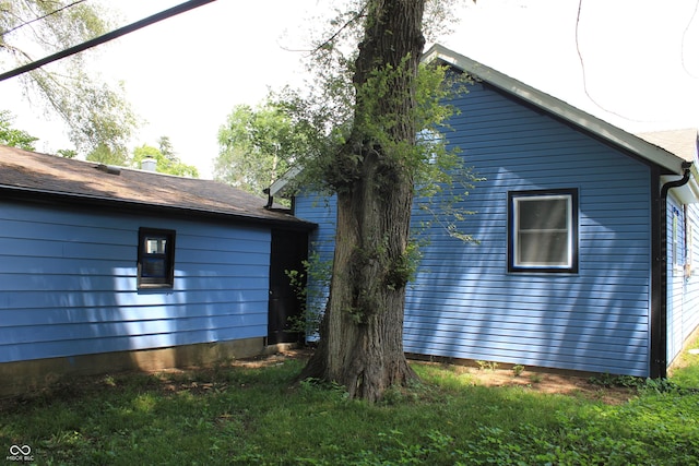 3201 W 22nd St, Indianapolis, IN 46222 - view of side of home