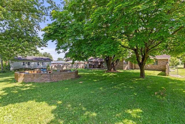 396 W 500 S, Anderson, IN 46013 - view of yard