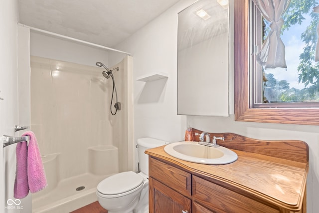 396 W 500 S, Anderson, IN 46013 - bathroom with a shower and vanity