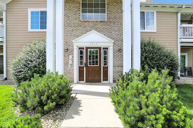 5003 Opal Ridge Ln Unit 101, Indianapolis, IN 46237 - doorway to property with brick siding