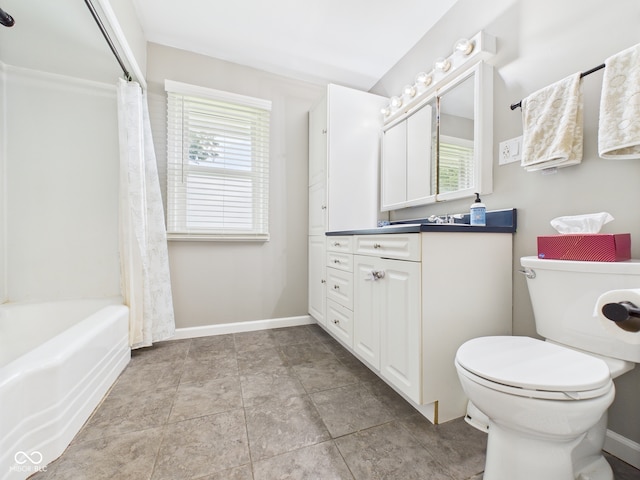 3809 N Glenwood Ave, Muncie, IN 47304 - full bath featuring plenty of natural light, vanity, and shower / tub combo