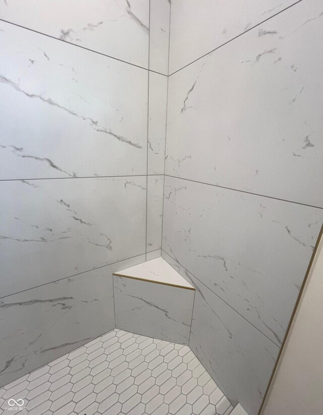 4726 Deacon Ln, Indianapolis, IN 46237 - view of bathroom