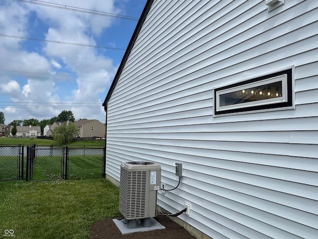 4726 Deacon Ln, Indianapolis, IN 46237 - view of property exterior featuring a cooling unit
