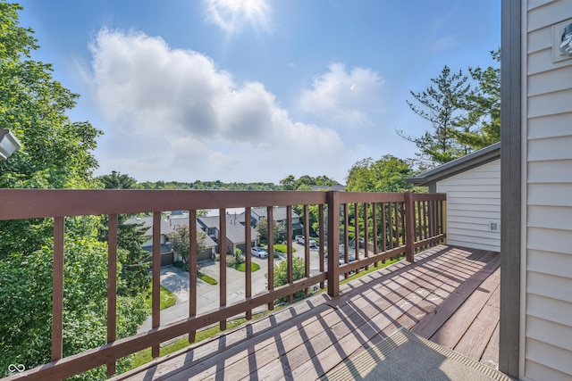 8158 Shorewalk Dr Unit F, Indianapolis, IN 46236 - view of wooden terrace
