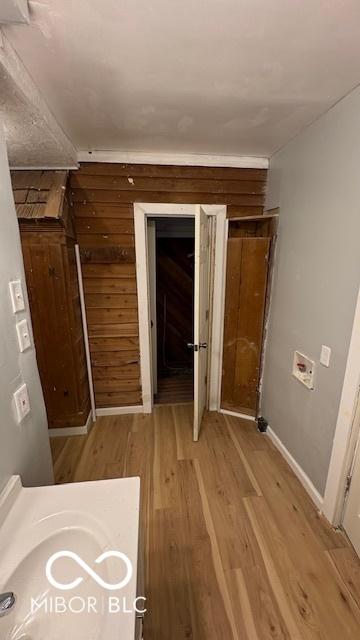 252 Ringwood Way, Anderson, IN 46013 - hallway with light wood-style floors