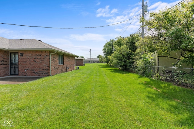 1309 Wyoming Way, Anderson, IN 46013 - view of yard