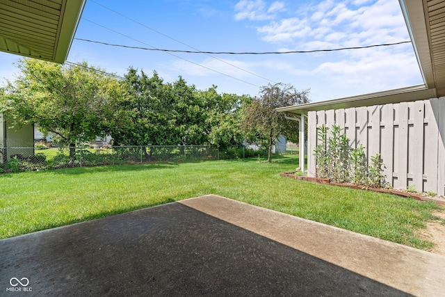 1309 Wyoming Way, Anderson, IN 46013 - fenced backyard with a patio