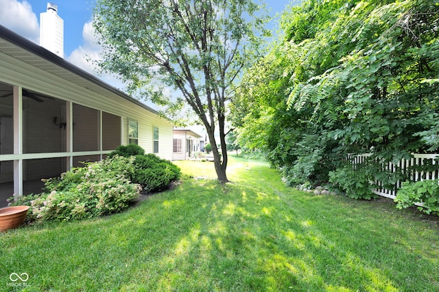 9735 Woodsong Ln, Indianapolis, IN 46229 - view of grassy yard