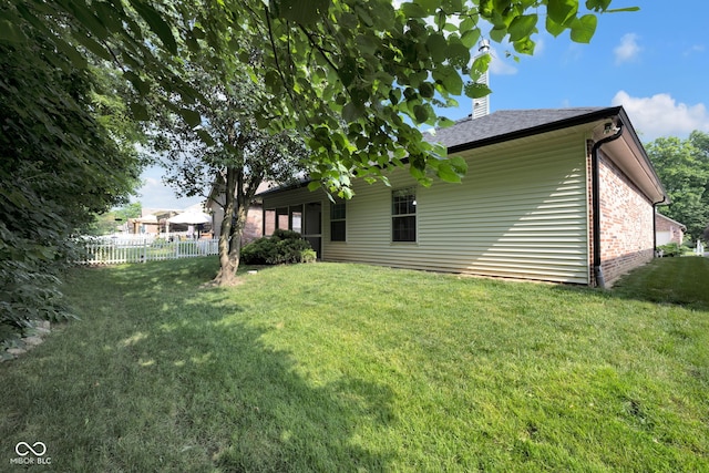 9735 Woodsong Ln, Indianapolis, IN 46229 - view of yard