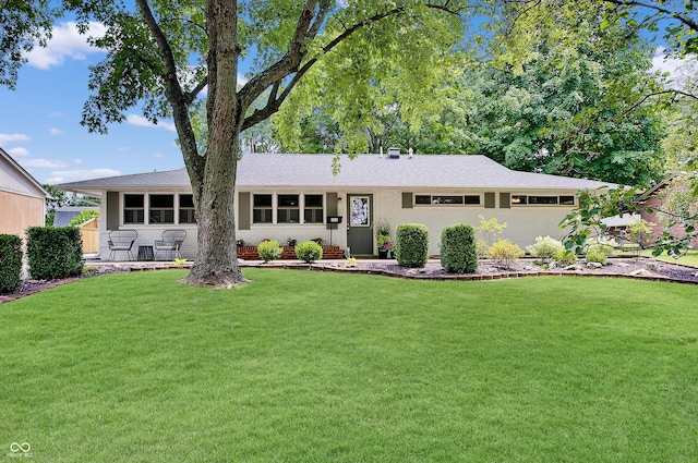 605 Horton St, Greenwood, IN 46142 - photo 1