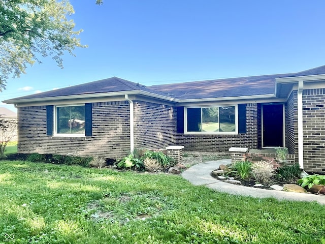 15841 E 265 N, Columbus, IN 47203 - view of front of house with brick siding and a front yard