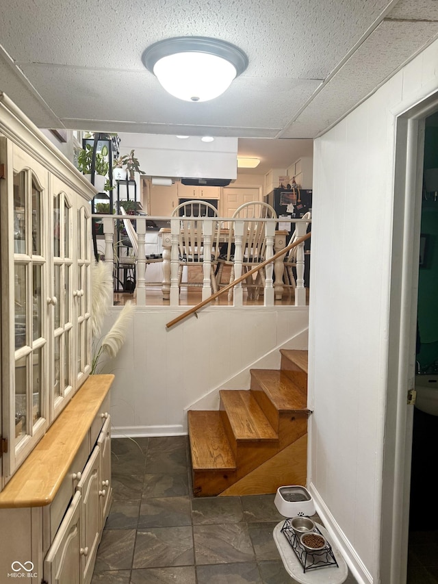 2615 Alexandria Pike, Anderson, IN 46012 - view of staircase