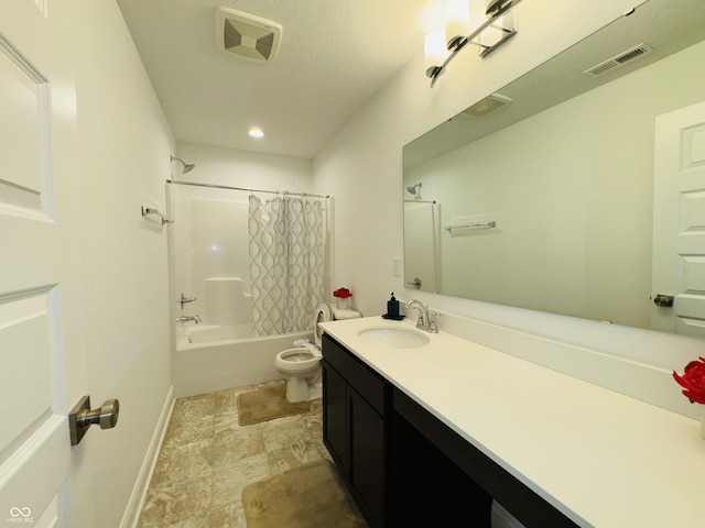 980 S Raylee Garden Dr, New Palestine, IN 46163 - bathroom with vanity, shower / bath combo with shower curtain, and recessed lighting