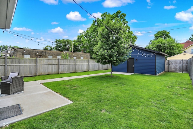 2720 Guilford Ave, Indianapolis, IN 46205 - fenced backyard with a patio