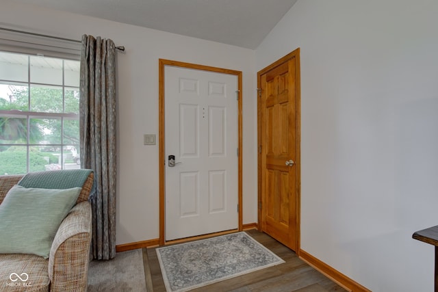 7911 Bentley Commons Dr, Indianapolis, IN 46259 - foyer entrance featuring wood finished floors and baseboards